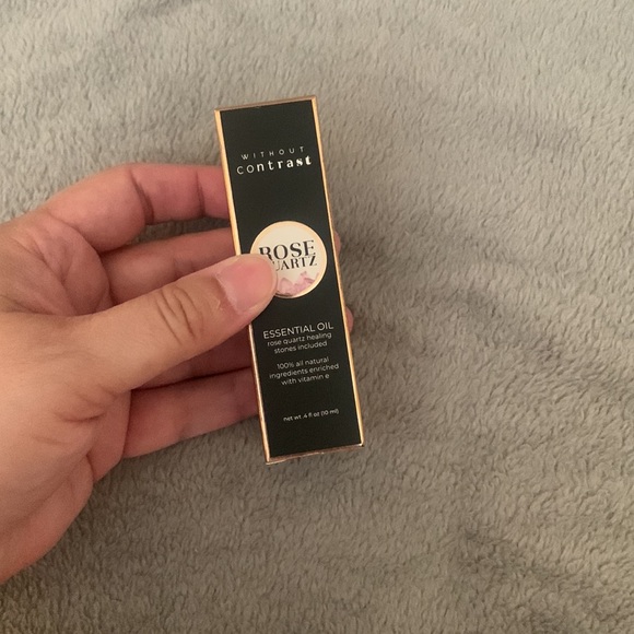 NWT 🛍 Without Contrast Rose Quartz Essential Oil - Picture 7 of 7